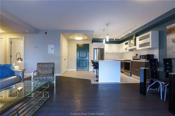 1310 Nesbitt Building E DR #101