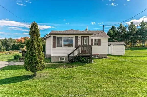 33 Graham RD