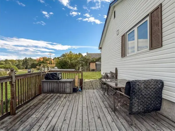33 Graham RD, Whitefish, ON P0M 3E0