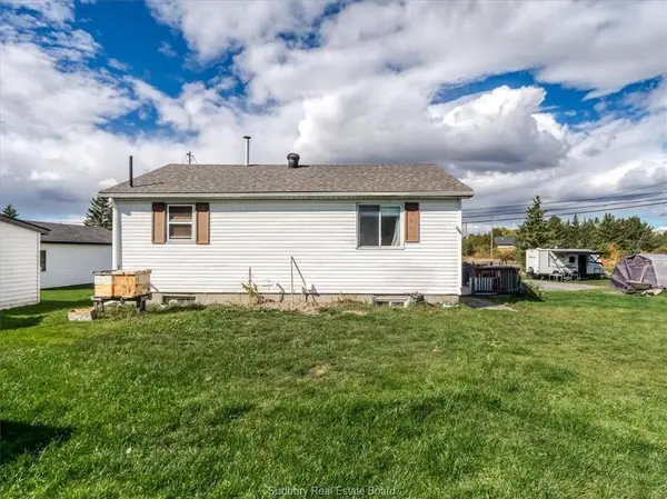 33 Graham RD, Whitefish, ON P0M 3E0