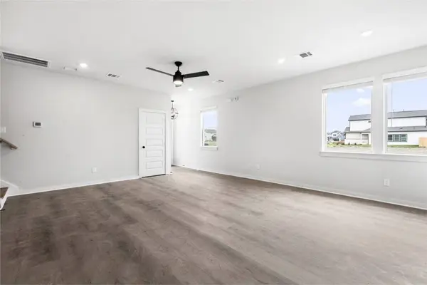 1107 Manteca Dr, Rosharon, TX 77583