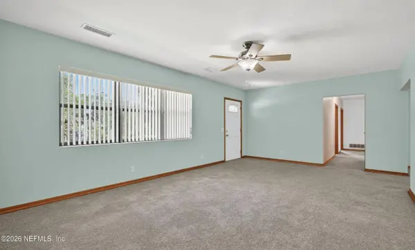 5060 CARMEL DR, Jacksonville, FL 32244
