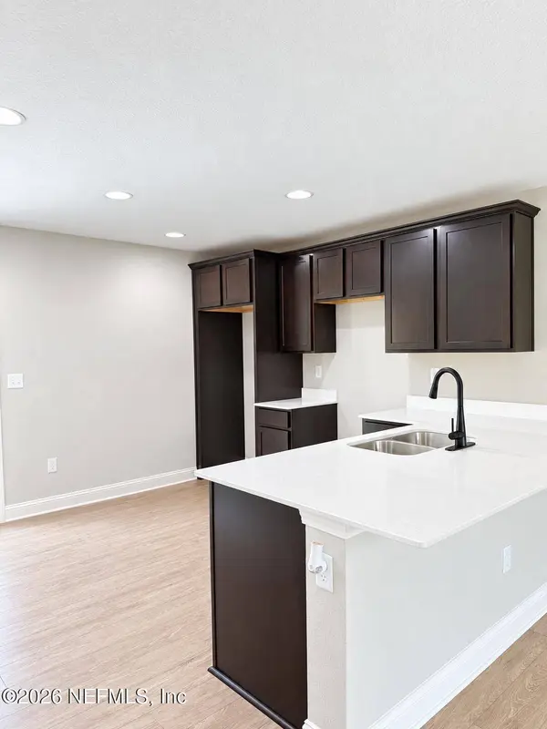 4437 BESSIE CIR E, Jacksonville, FL 32209
