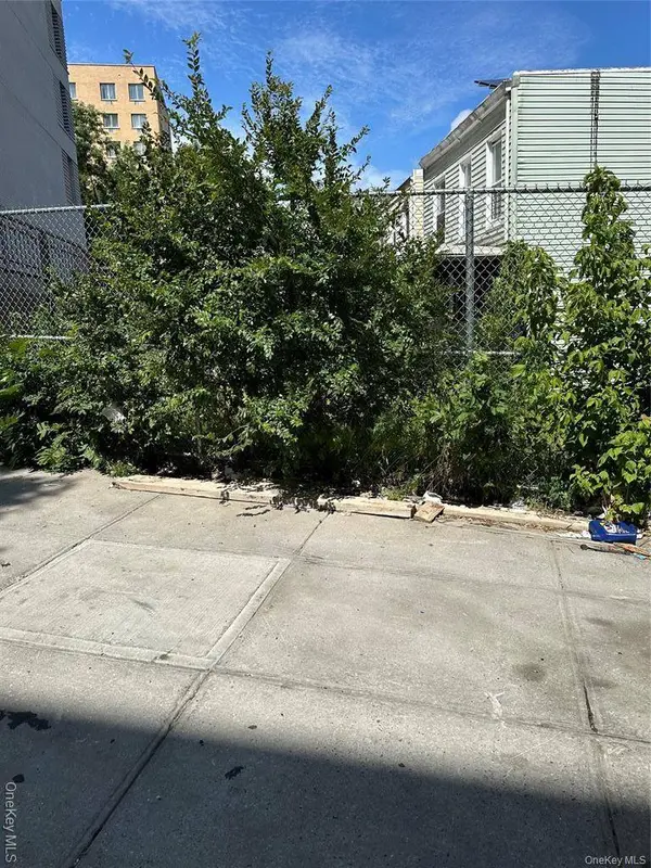 1287 Shakespeare AVE