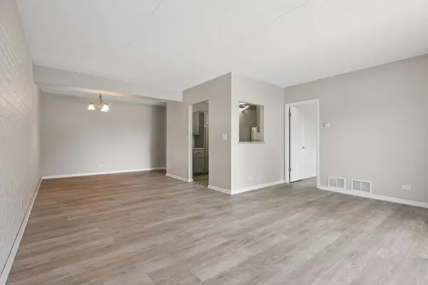 1424 WOODBRIDGE RD #2B, Joliet, IL 60436