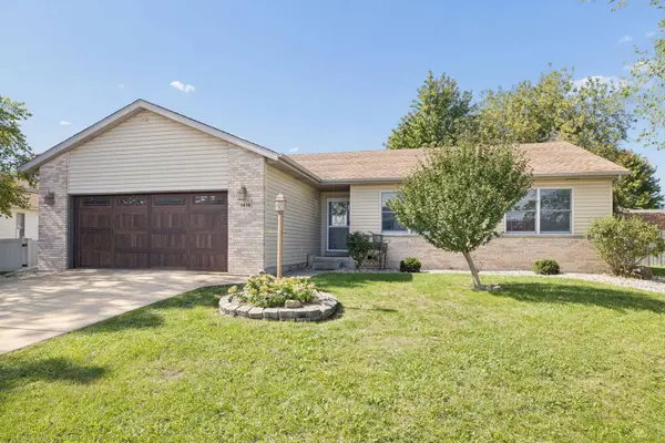 1416 Bradley Turn