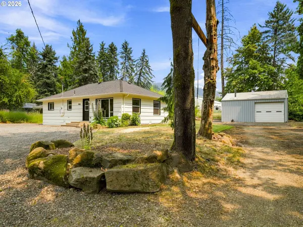 17925 SE TROGE RD, Damascus, OR 97089