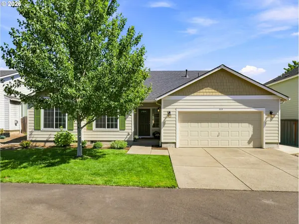 559 ANDRIAN CT