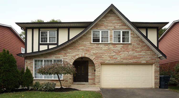 Selling your house in Denver? Price it correctly.