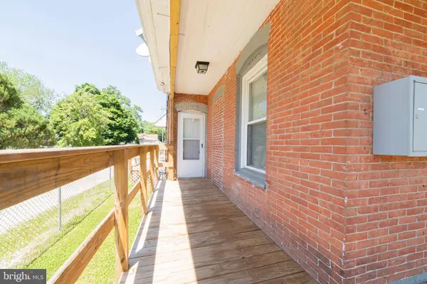 414-416 W PARK AVE #APT 1, Vineland, NJ 08360