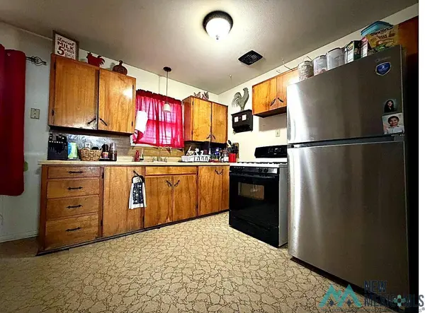 814 S Beech Street, Jal, NM 88252