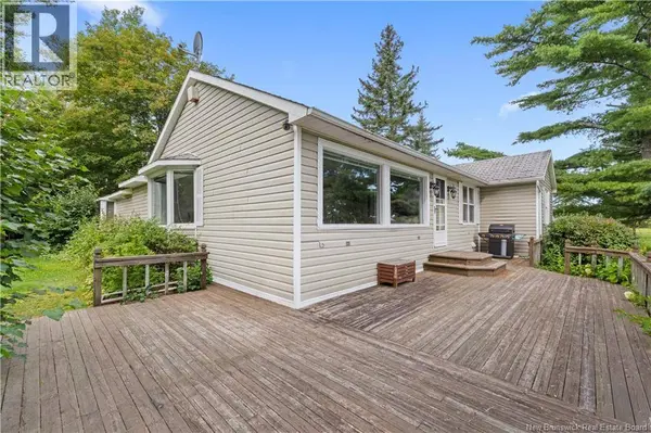72 Hanington, Shediac Cape, NB E4P3E2