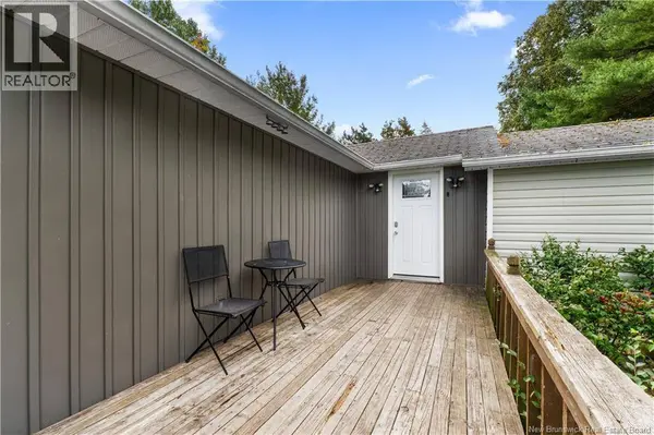 72 Hanington, Shediac Cape, NB E4P3E2