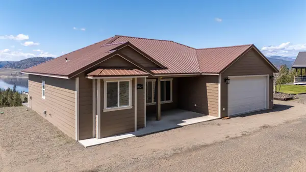 39725 N Overlook Ln, Seven Bays, WA 99122