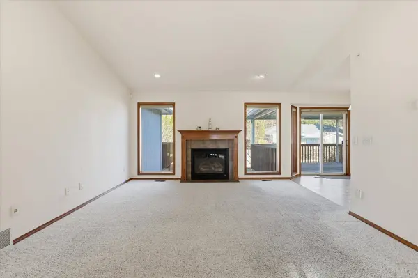 4708 W Belmont Dr, Spokane, WA 99208
