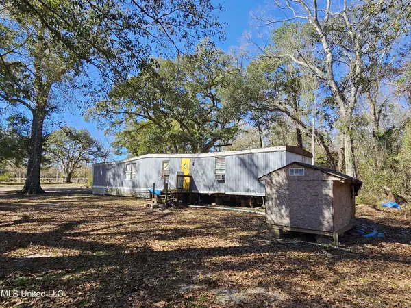 23061 Rd 262 #23063, Picayune, MS 39466
