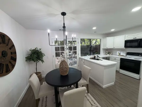 1343 Honey Trl, Walnut Creek, CA 94597-2148