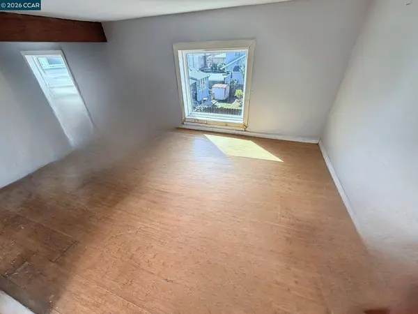 5383 Bancroft Ave, Oakland, CA 94601