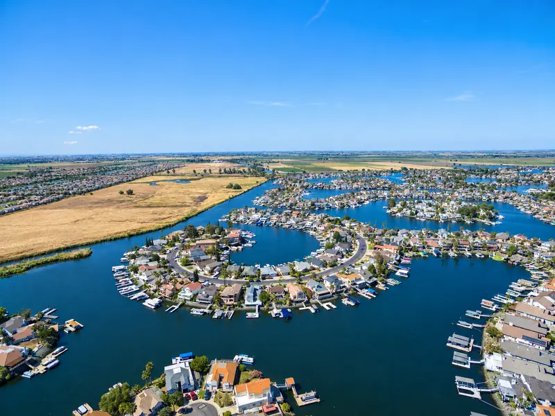 Discovery Bay