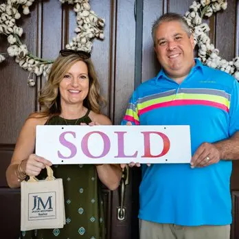 Selling a Brentwood Home: Why Hyperlocal Knowledge Matters