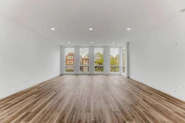 437 E 42nd PL, Chicago, IL 60653