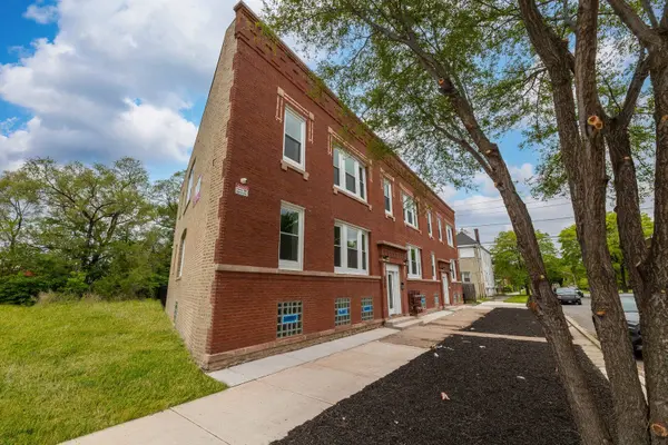 239 W 74th ST #2, Chicago, IL 60621