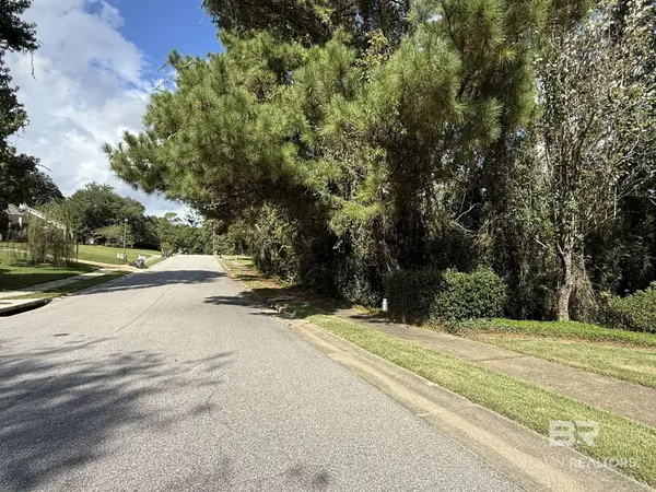 00 Charleston Oaks Drive #5, Daphne, AL 36526