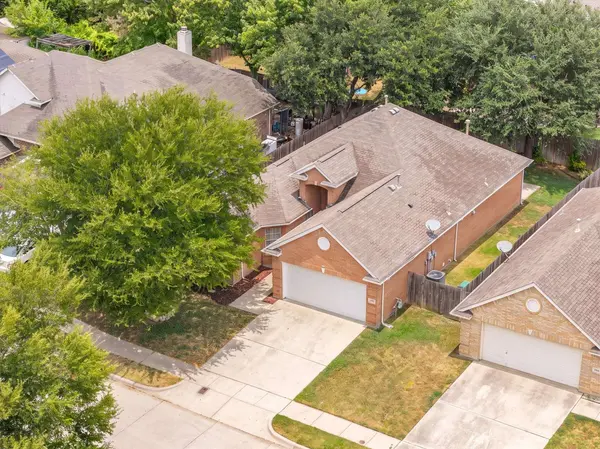 5541 Flynn CT, Fort Worth, TX 76137