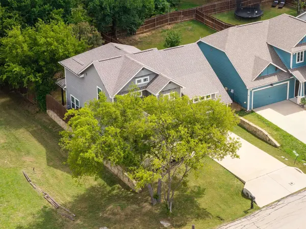 111 Rusk ST, Argyle, TX 76226