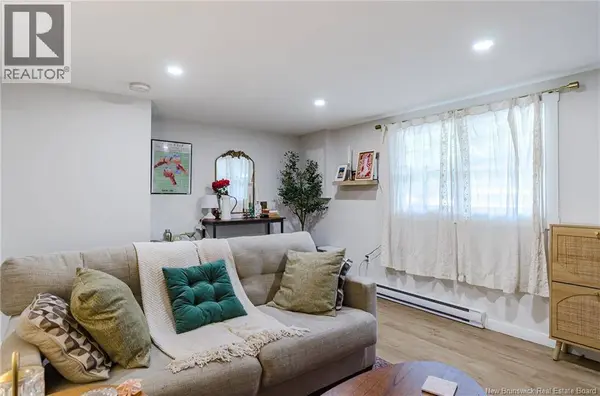 6 Parkdale Avenue, Rothesay, NB E2E3P1