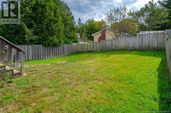 6 Parkdale Avenue, Rothesay, NB E2E3P1