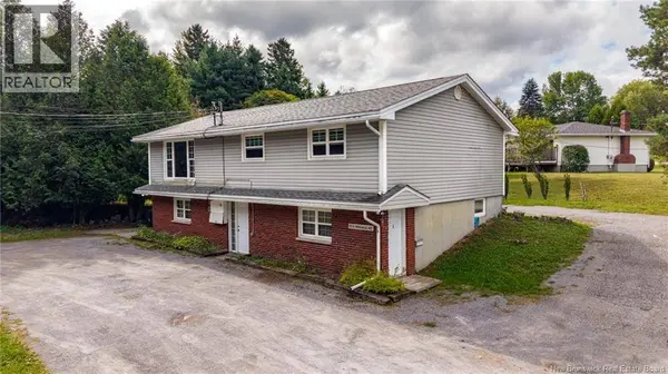 6 Parkdale Avenue, Rothesay, NB E2E3P1