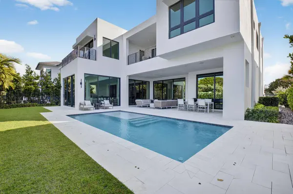 2232 DELRAY RIDGE LN, Delray Beach, FL 33444