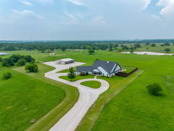 733 Fm 2652, Graham, TX 76450