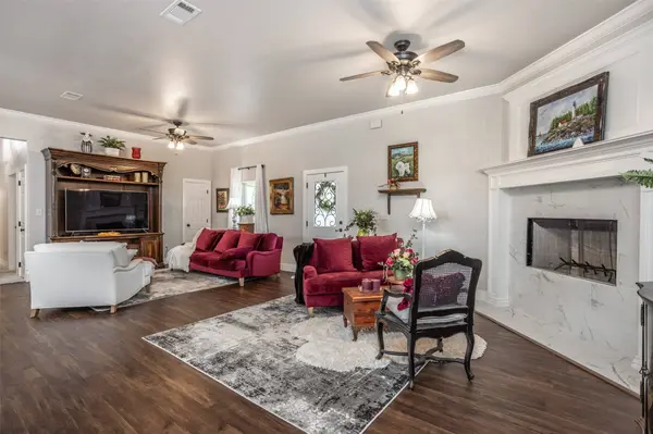 123 County Road 123, Gainesville, TX 76240