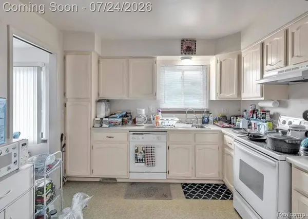 15220 Garfield #B, Redford Charter Township, MI 48239