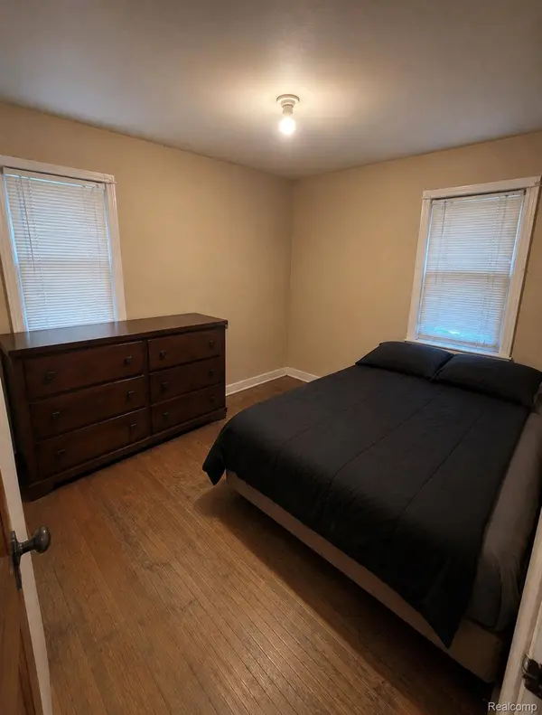 19301 Harned ST, Detroit, MI 48234