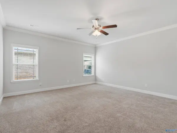 8 Leyland Drive SW, Huntsville, AL 35824