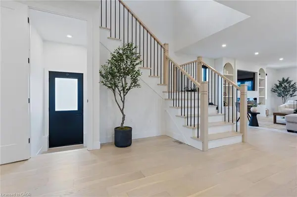 12 Macneil Court, Port Burwell, ON N0J 1T0
