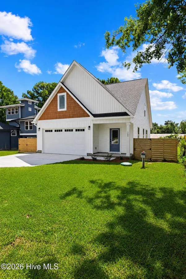 164 Bahama DR, Hampstead, NC 28443