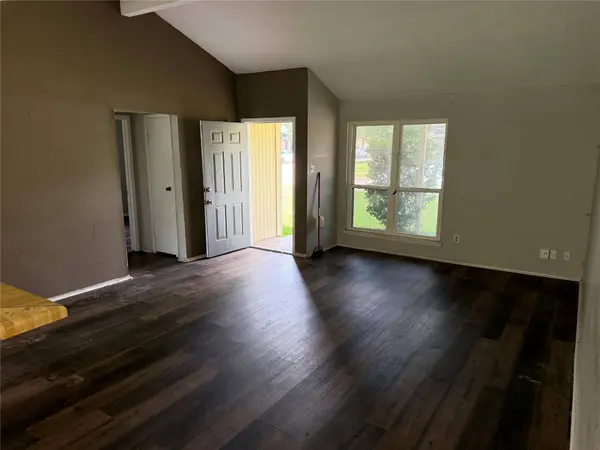 7502 Stone Pine LN, Houston, TX 77041