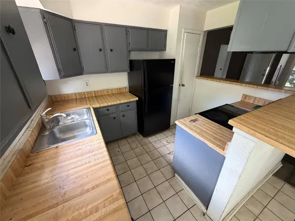 7502 Stone Pine LN, Houston, TX 77041