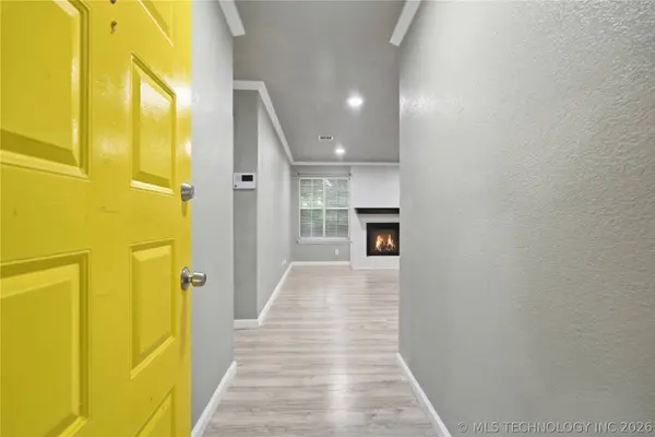 514 W 148th ST S, Glenpool, OK 74033