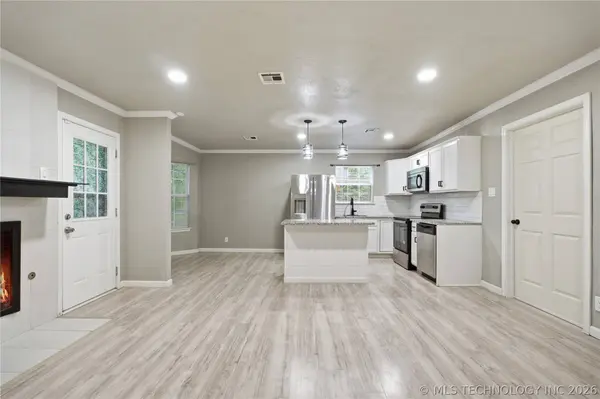 514 W 148th ST S, Glenpool, OK 74033