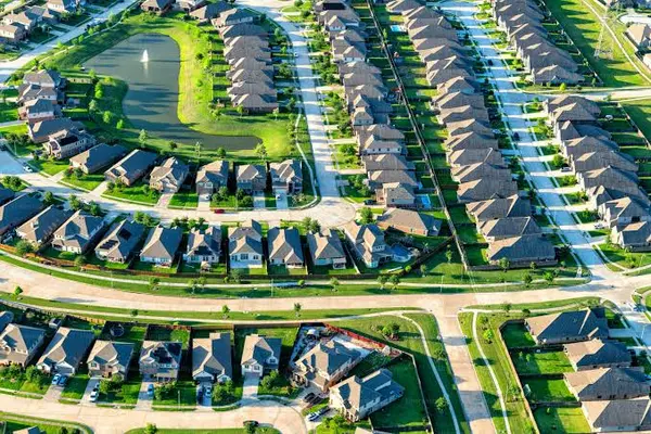 feature image of Harvest vs. Canyon Falls vs. Pecan Square: Which Community Is Right for You?