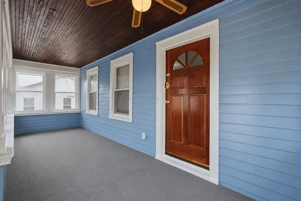 162 Maple St, West Orange, NJ 07052-5821