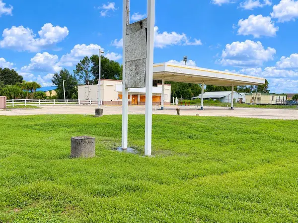 2425 W MEMORIAL BLVD, Lakeland, FL 33815