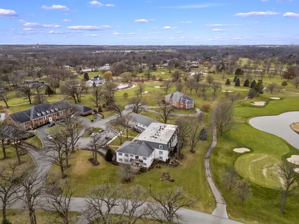 Aerial view of homes in the Chicago Southwest suburbs