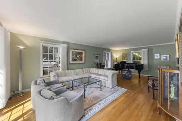 3033 Scott AVE, Flossmoor, IL 60422