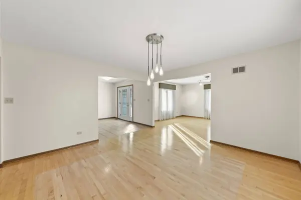 3013 Lawrence Crest, Flossmoor, IL 60422